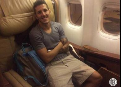 Inter, arriva Jovetic ma non parla. Attesa per le visite mediche