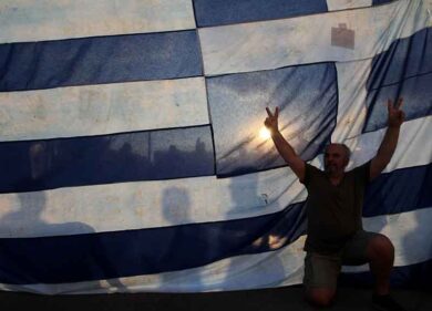 Grecia, tentato golpe della sinistra estrema per tornare alla dracma