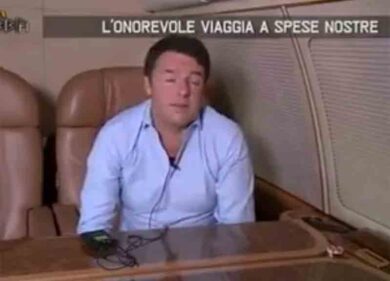 I 12 aerei di lusso a disposizione di Renzi. Rivolta Facebook