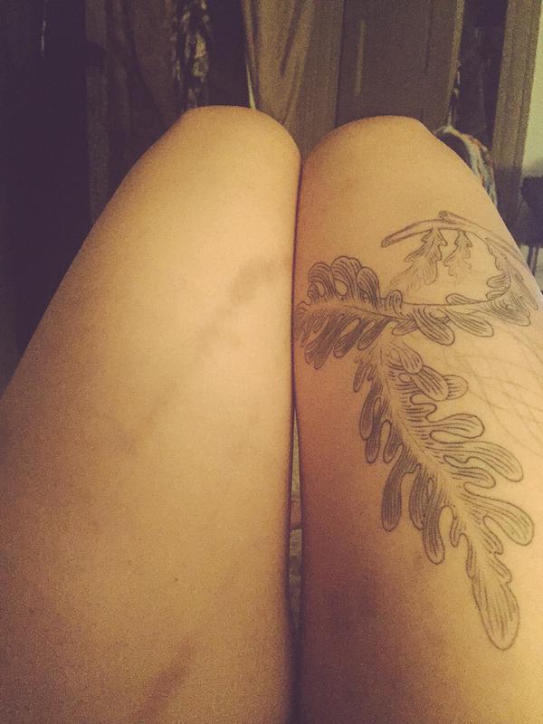 #ThighReading, smagliature e cellulite diventano social #ThighReading, smagliature e cellulite diventano social