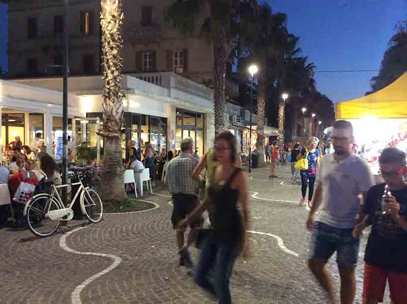 Dal Portogallo all’Angola i big della poesia al festival di San Benedetto Dal Portogallo all’Angola i big della poesia al festival di San Benedetto