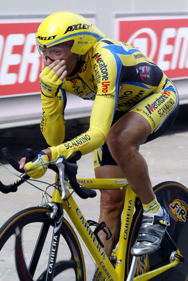 Pantani, l’infermiere del 118: “Quella pallina di coca non c’era” Pantani, l’infermiere del 118: “Quella pallina di coca non c’era”