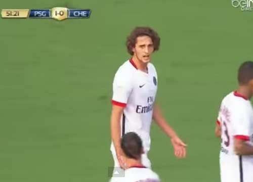 Psg, Rabiot risponde a Zlatan Ibrahimovic: “Figlio di….” Psg, Rabiot risponde a Zlatan Ibrahimovic: “Figlio di….”