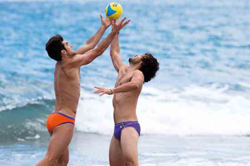 In spiaggia arriva il costume anti-sabbia