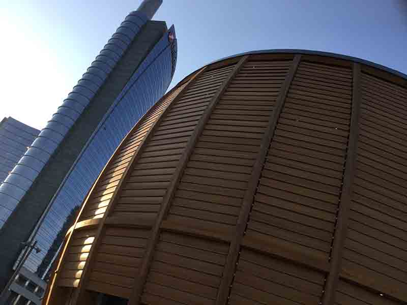 Unicredit Pavilion apre col botto: i milanesi gremiscono il nuovo centro Unicredit Pavilion apre col botto: i milanesi gremiscono il nuovo centro