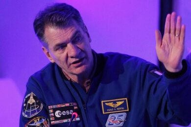 Da Verano Brianza allo spazio. Ecco chi è l’astronauta Paolo Nespoli