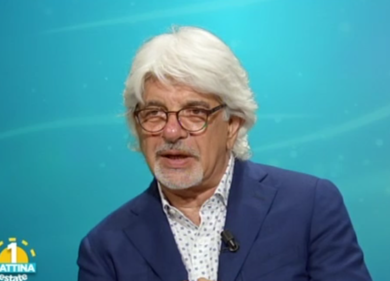 Angelo Perrino sul palco di Ponza d’Autore