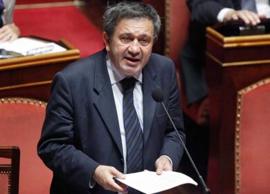 Azzollini, Renzi: i senatori non sono passacarte della Procura