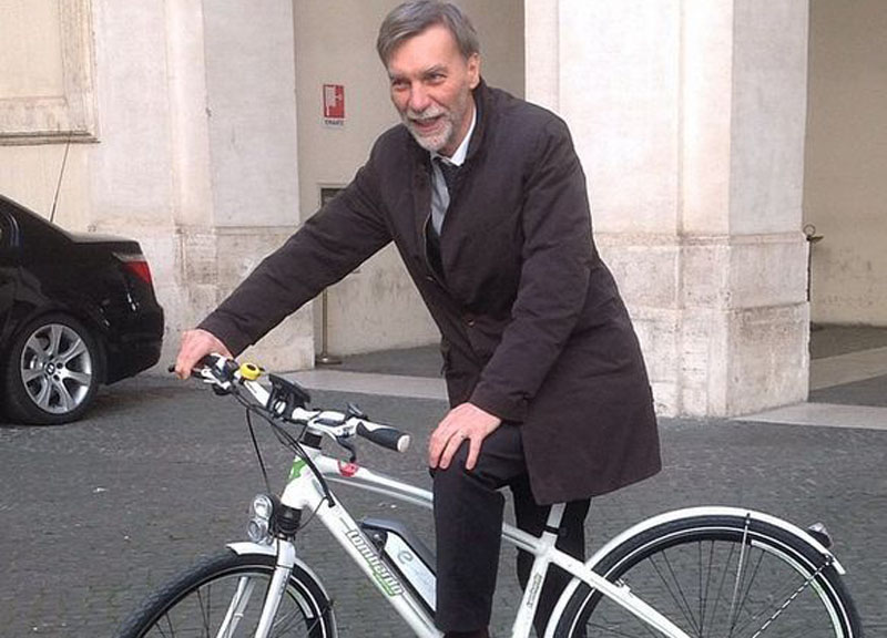 Giarrusso (M5S) ad Affaritaliani.it: Delrio premier al posto di Renzi Giarrusso (M5S) ad Affaritaliani.it: Delrio premier al posto di Renzi