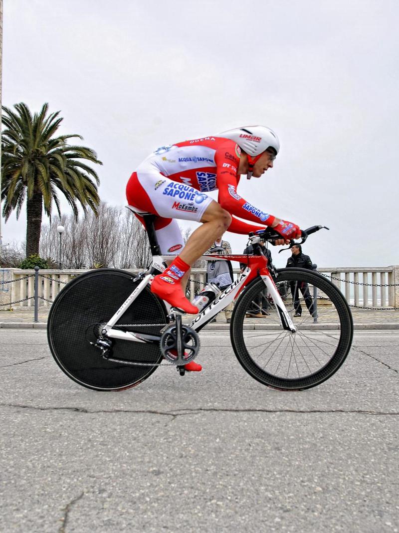 Androni, squalificato tutto il team. Ciclisti contro gli atleti dopati Androni, squalificato tutto il team. Ciclisti contro gli atleti dopati