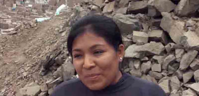 Perù, vivere tra le tombe: a Lima i poveri abitano nel cimitero Perù, vivere tra le tombe: a Lima i poveri abitano nel cimitero