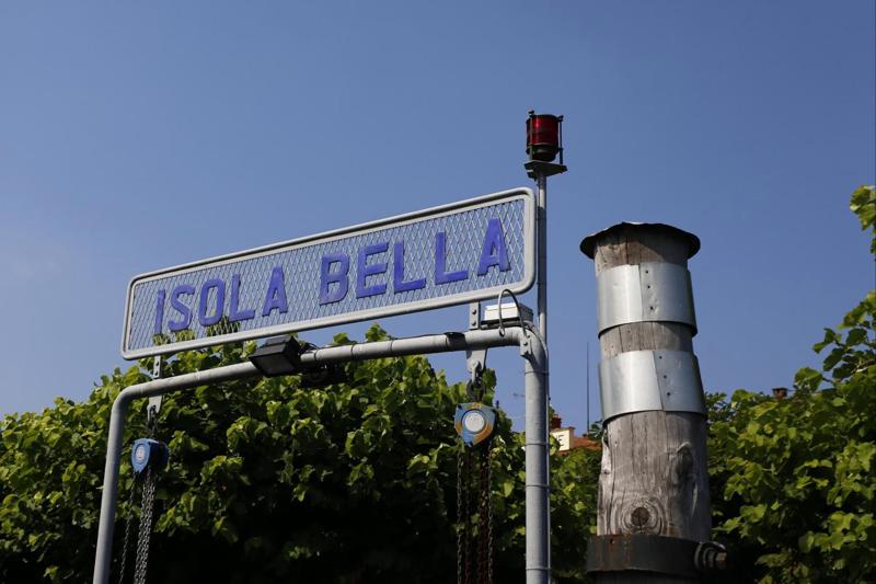 Beatrice Borromeo e Pierre Casiraghi, ecco le foto “private”