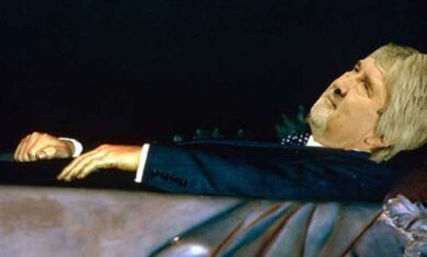 Grillo, sul lavoro il governo capovolge la realtà e manipola i dati
