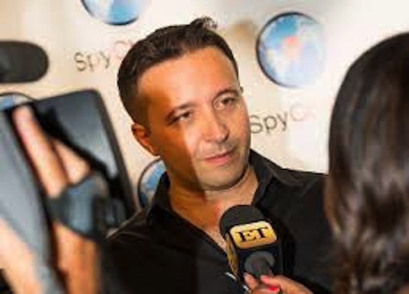 Agostino Sibillo, il padre del cloud. Storia di un italiano sulla nuvola Agostino Sibillo, il padre del cloud. Storia di un italiano sulla nuvola