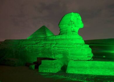 Trovata la mummia di Nefertiti. Sepolta insieme a…