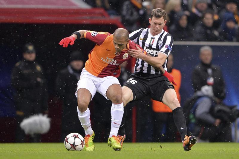 Felipe Melo: tempo scaduto per l’Inter. E’ rinnovo con il Galatasaray Felipe Melo: tempo scaduto per l’Inter. E’ rinnovo con il Galatasaray