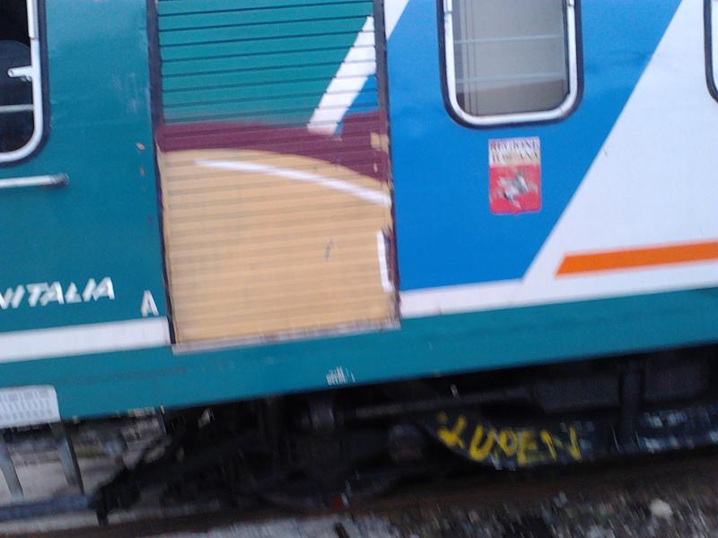 Trenord, estate al collasso. I nuovi treni? Sono del 1976 Trenord, estate al collasso. I nuovi treni? Sono del 1976