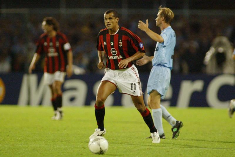 Rivaldo stavolta lascia per sempre: si ritira l’ex Barça e Milan Rivaldo stavolta lascia per sempre: si ritira l’ex Barça e Milan