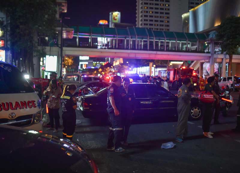 Thailandia, bomba in centro a Bangkok: decine di morti Thailandia, bomba in centro a Bangkok: decine di morti