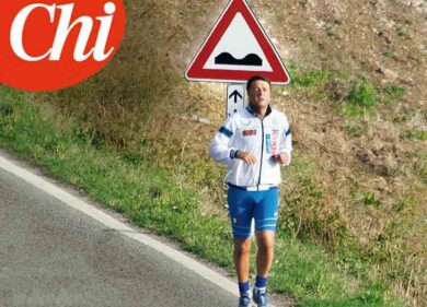 Renzi si tiene in forma facendo jogging. Le foto
