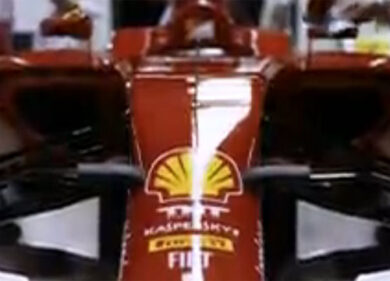 Ferrari, la svolta inattesa: Raikkonen resta anche nel 2016