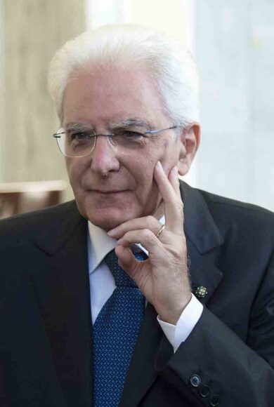 Mattarella: “Dal terrorismo germi da terza guerra mondiale”