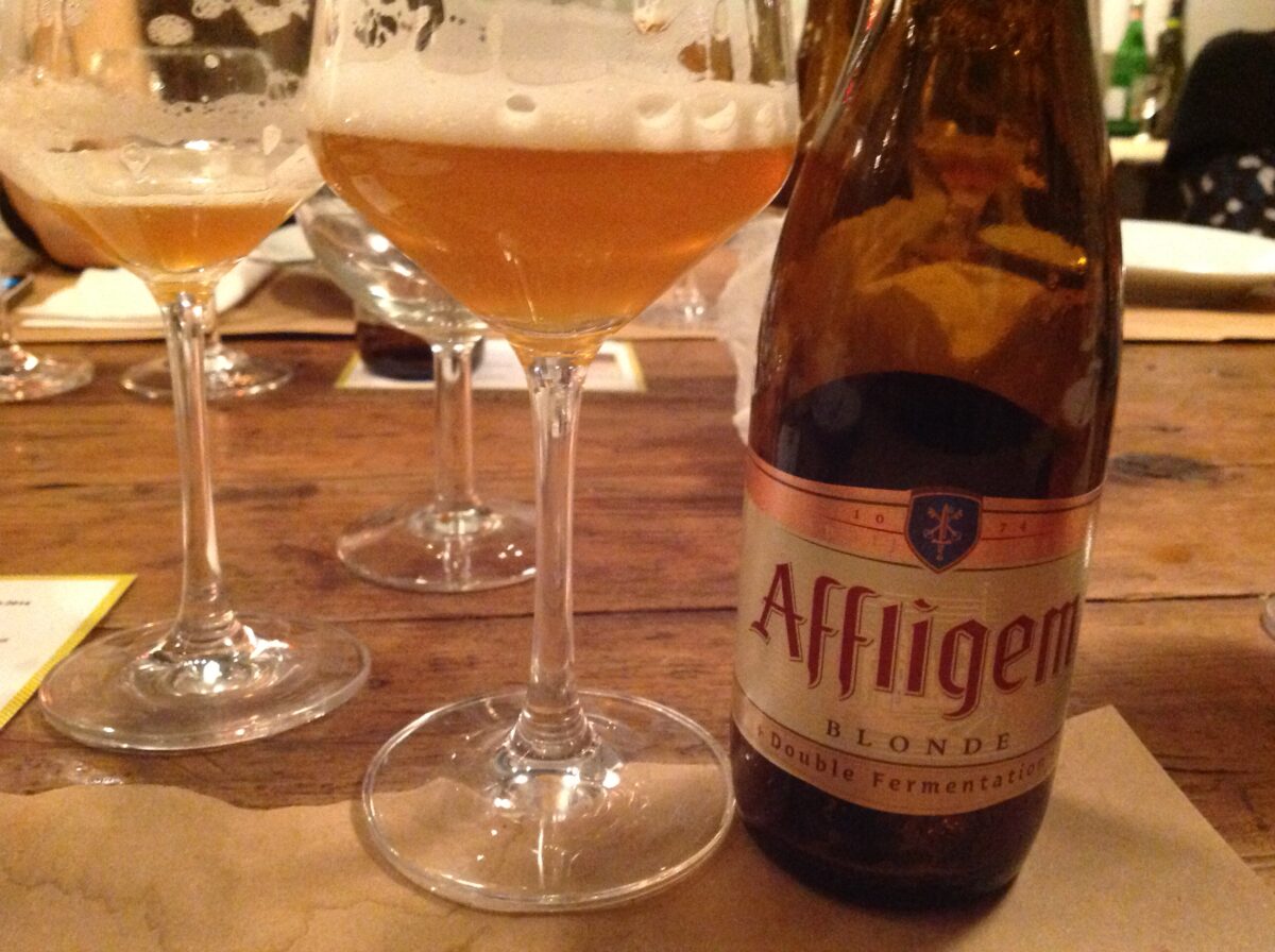 Affligem lancia #historyinabottle con Giovanni Gastel