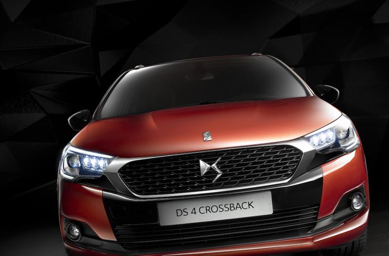 Francoforte 2015: arriva la nuova DS4 E DS4 Crossback Francoforte 2015: arriva la nuova DS4 E DS4 Crossback