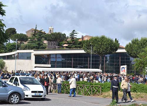Zero eventi: punito il Divino Amore. Giubileo, la rivolta dei parrocchiani Zero eventi: punito il Divino Amore. Giubileo, la rivolta dei parrocchiani