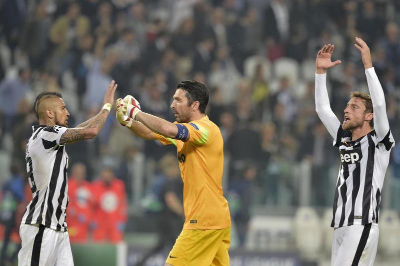 Roma, Marchisio twitta a Strootman. E sprinta per il recupero Roma, Marchisio twitta a Strootman. E sprinta per il recupero