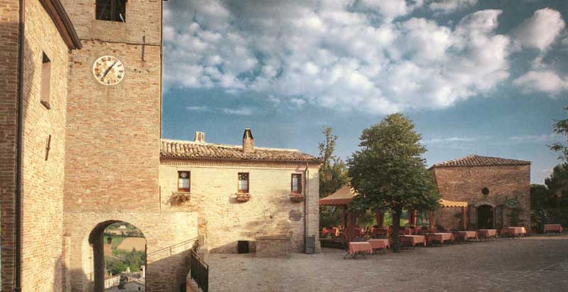 Montegridolfo con Palazzo Viviani partecipa a “I borghi più belli d’Italia” Montegridolfo con Palazzo Viviani partecipa a “I borghi più belli d’Italia”