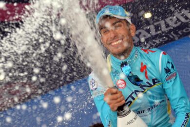 Fabio Aru show alla Vuelta: è maglia rossa. Crolla Froome