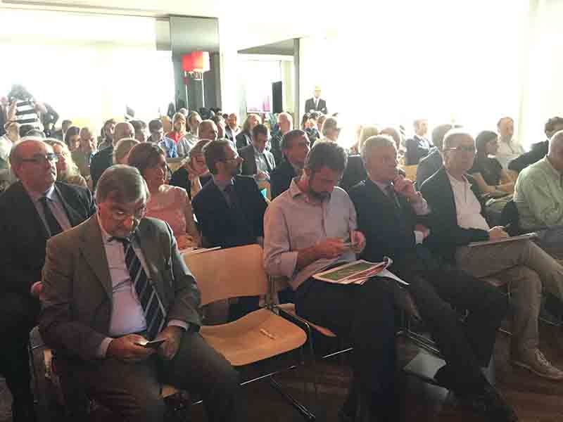Rapporto Coop, la crisi? E’ costata agli italiani 122 miliardi Rapporto Coop, la crisi? E’ costata agli italiani 122 miliardi