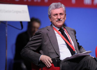 Pd, D’Alema attacca Renzi: contro di me linciaggio di tipo staliniano