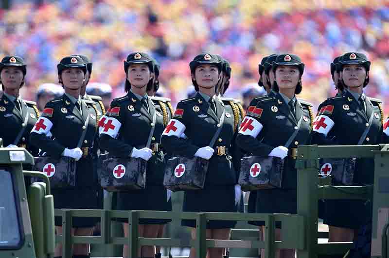 Cina, Pechino aumenta del 10% le spese militari, ma taglia i soldati Cina, Pechino aumenta del 10% le spese militari, ma taglia i soldati