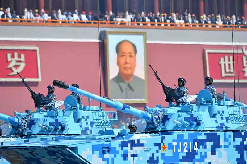 Cina, Pechino aumenta del 10% le spese militari, ma taglia i soldati Cina, Pechino aumenta del 10% le spese militari, ma taglia i soldati