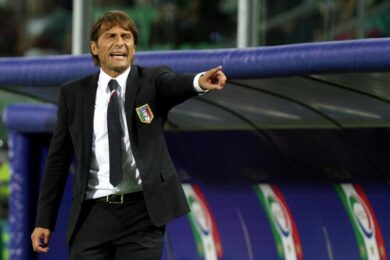Euro 2016, la faccia di Conte diventa virale. Il ct difende Pirlo
