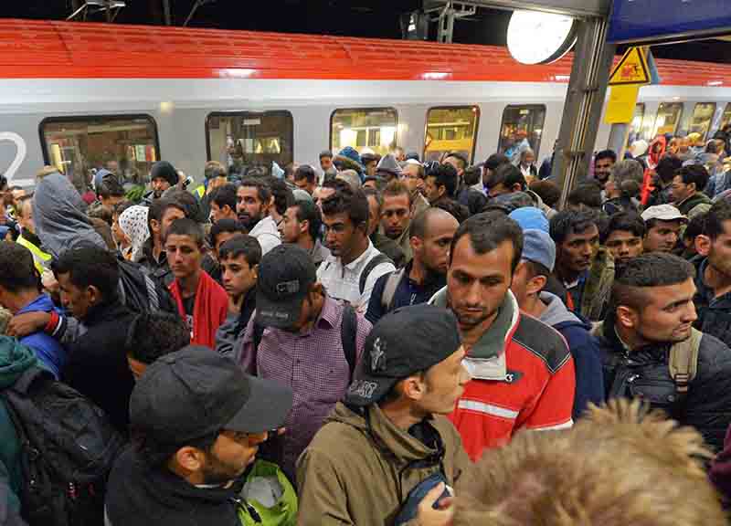 Ungheria, avviso shock anti-migranti: “Portano malattie, è pericolo contagio” Ungheria, avviso shock anti-migranti: “Portano malattie, è pericolo contagio”