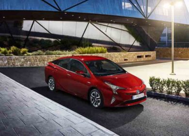 FRANCOFORTE 2015: NASCE LA NUOVA TOYOTA PRIUS
