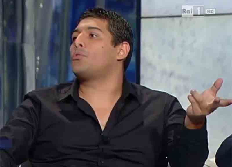 Casamonica da Vespa, Marino: “Guardare Porta a Porta è peccato” Casamonica da Vespa, Marino: “Guardare Porta a Porta è peccato”