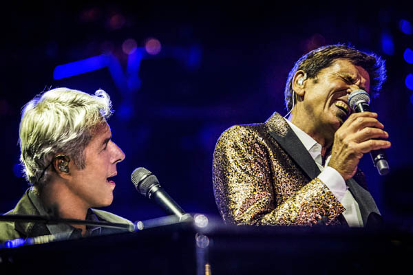 Baglioni e Morandi, ecco i “CAPITANI CORAGGIOSI” Baglioni e Morandi, ecco i “CAPITANI CORAGGIOSI”
