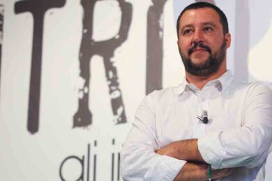 Salvini: “Un tetto ai bimbi stranieri nelle classi”