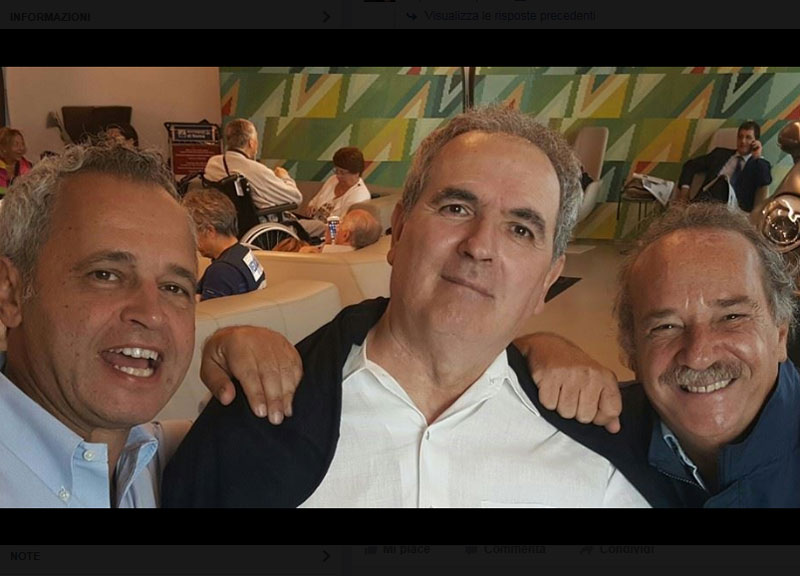 Sposini insieme a Mentana e Mimun. Anche i giornalisti hanno un cuore Sposini insieme a Mentana e Mimun. Anche i giornalisti hanno un cuore