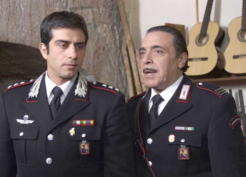 Un ‘tornado’ sul set di Don Matteo. Tutti pazzi per la figlia del maresciallo Un ‘tornado’ sul set di Don Matteo. Tutti pazzi per la figlia del maresciallo