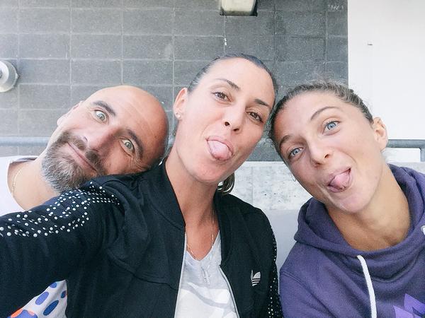 Flavia vince lo Slam dello stile. Da ora la moda s’ispira allo sport Flavia vince lo Slam dello stile. Da ora la moda s’ispira allo sport