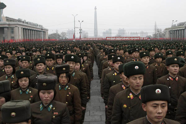 Nucleare, la Corea del Nord ha riattivato la fabbrica di bombe atomiche Nucleare, la Corea del Nord ha riattivato la fabbrica di bombe atomiche