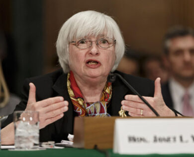 La Fed temporeggerà sui tassi. La Yellen teme la tempesta cinese
