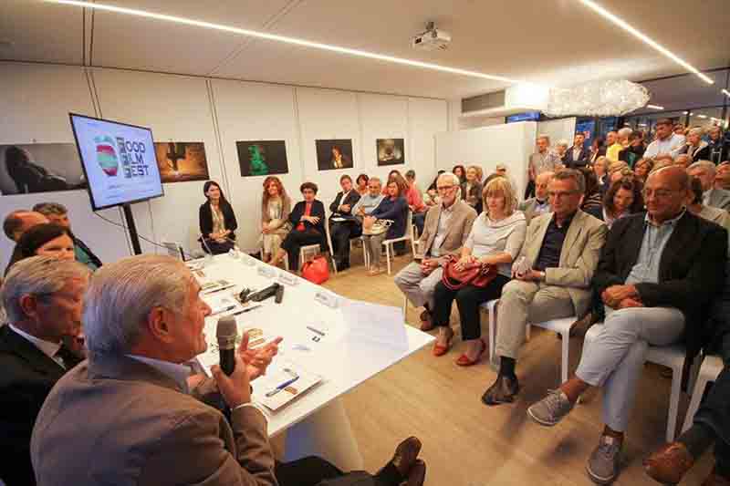 Al via Food Film Fest. A Bergamo cinema e cibo Al via Food Film Fest. A Bergamo cinema e cibo
