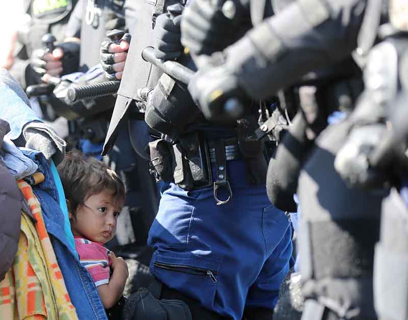 Migranti, Fondazione Cariplo insieme alle fondazioni Ue per occuparsi dei minori che sbarcano Migranti, Fondazione Cariplo insieme alle fondazioni Ue per occuparsi dei minori che sbarcano