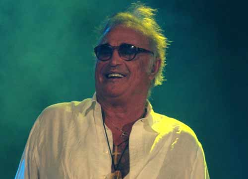 Una piazza per il Califfo. “Tutto il resto è noia”